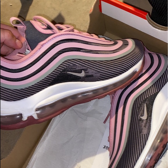 No longer wear them - Picture 2 of 2